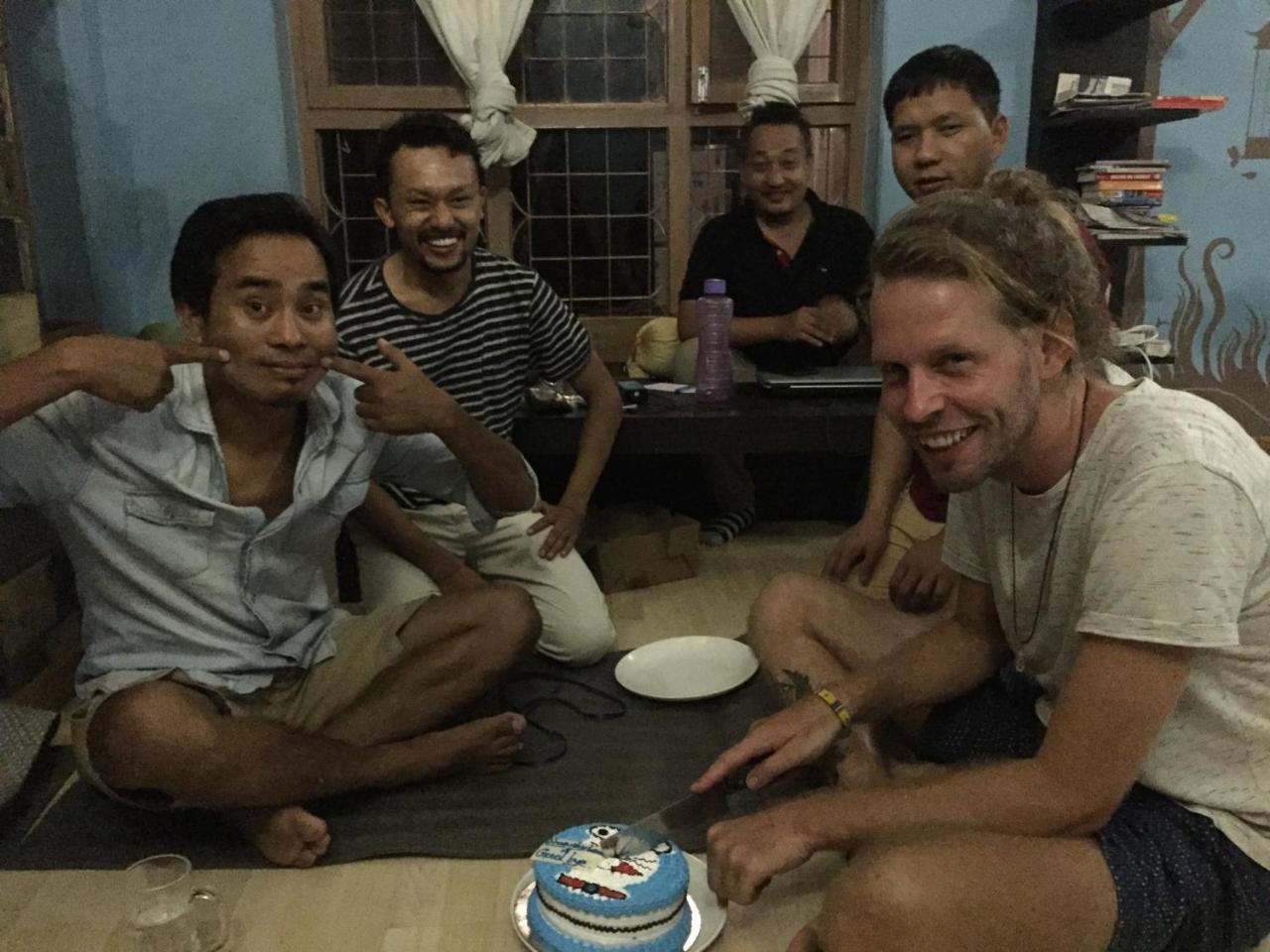 Nepalaya Eco Hostel Pokhara Buitenkant foto